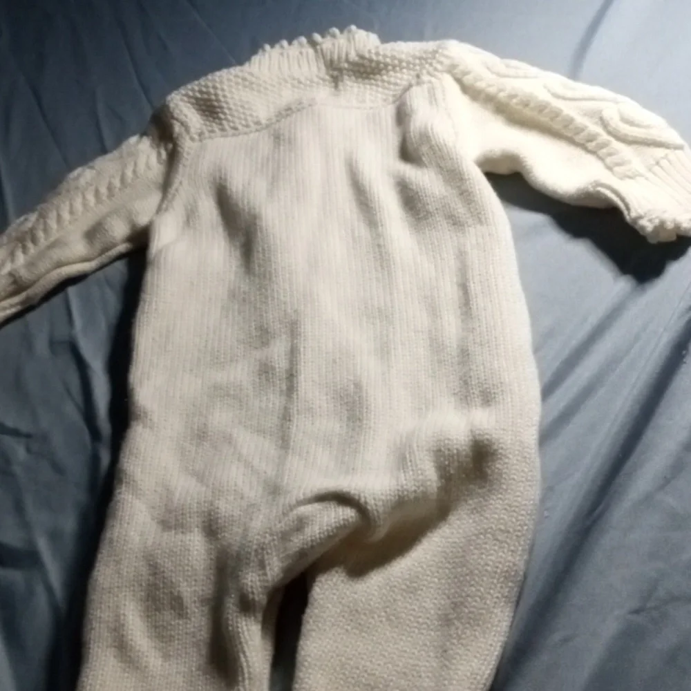 Like New, Baby Gap 3-6 Months Cable Knit Sweater Footed Onesie Coverall - Picture 12 of 13